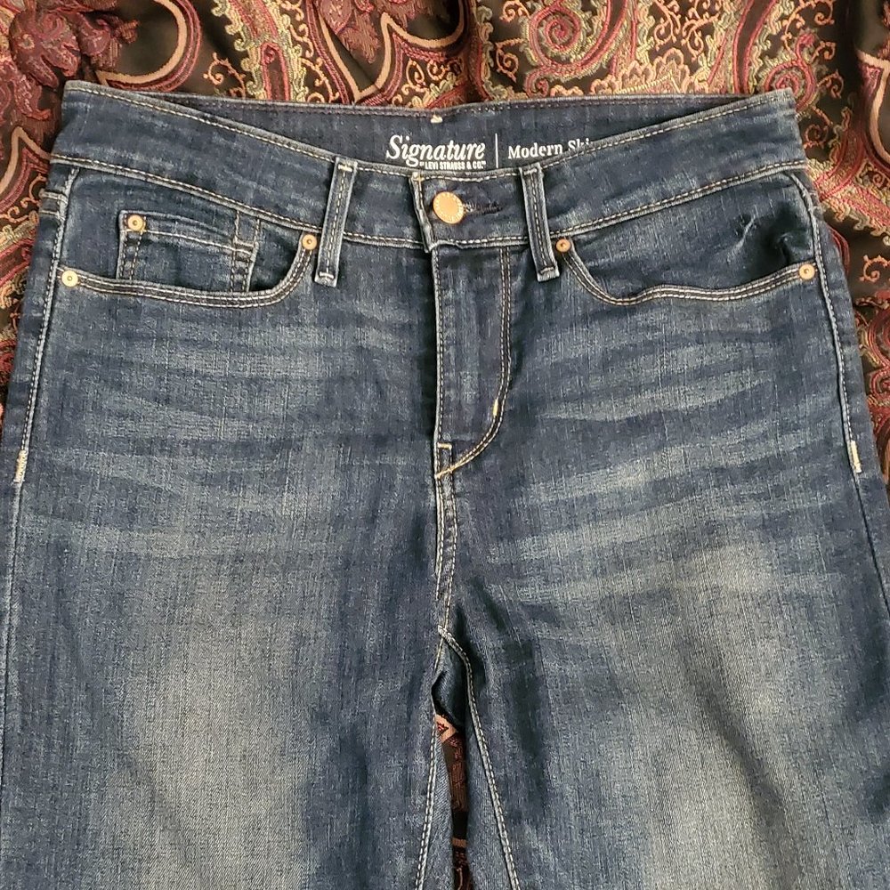 Levi Strauss signature